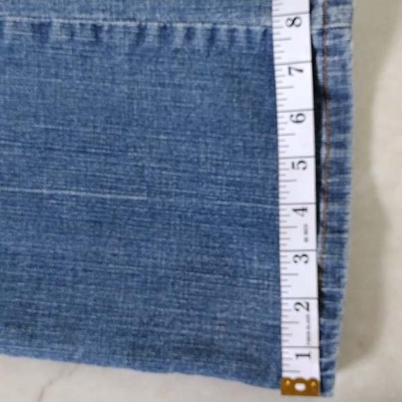 Levi's 545 Low boot cut jeans. - Picture 14 of 14